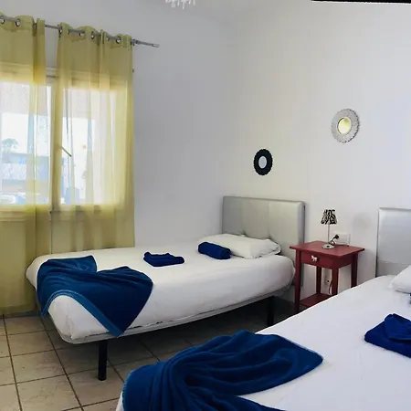 Villa Baroli Nepal. Jardín Y Piscina Privada. Playa Blanca (Lanzarote)